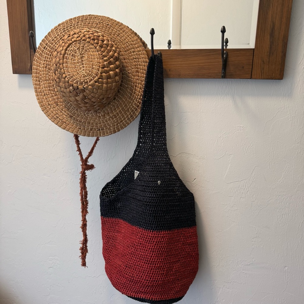 Helen Kaminski rattaned hobo bag. NWOT,this bag had never been used! I paid $285